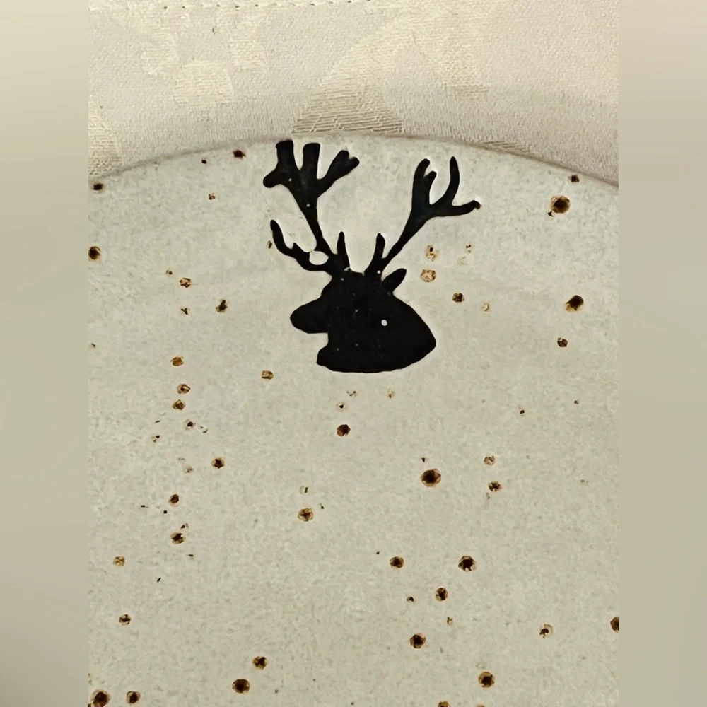 NWOB Pottery Barn Rustic Reindeer Terracotta Dinner Plates S/4 Christmas Holiday - Picture 9 of 16